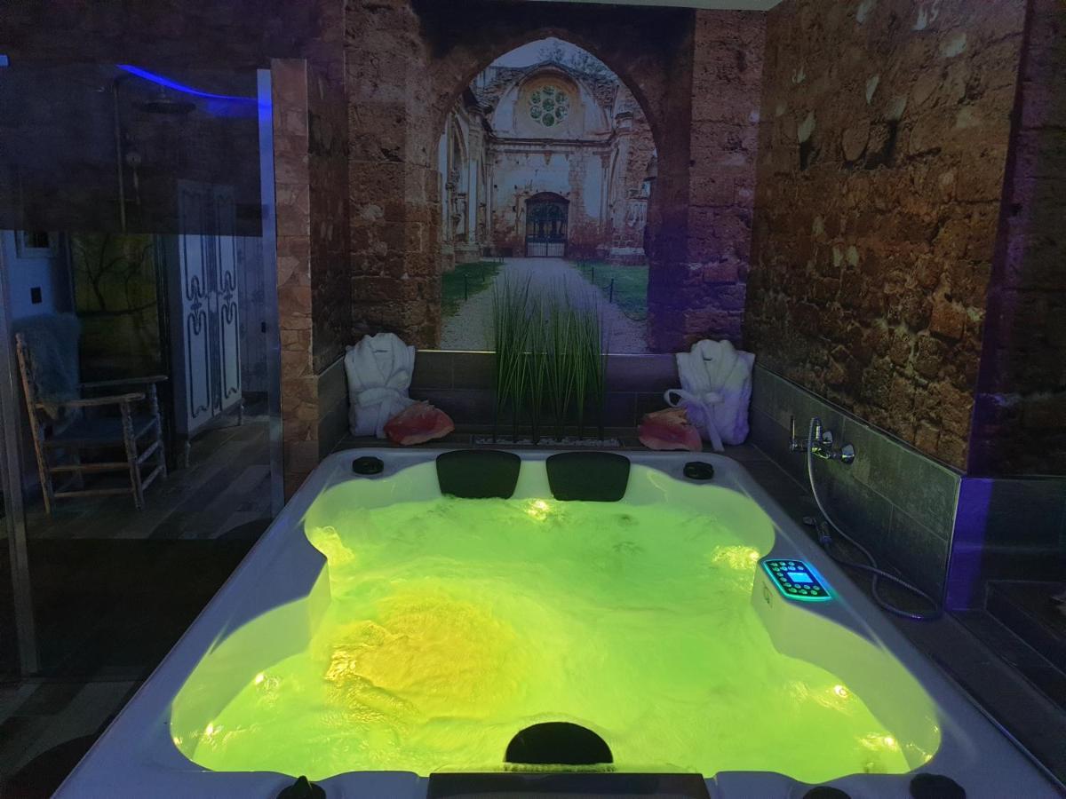 Appartement La Veguilla Deluxe Jacuzzi